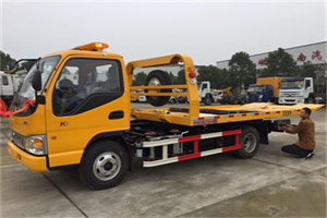 麻山哪里有拖车服务