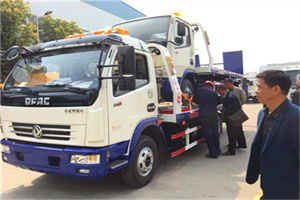 麻山汽车道路救援拖车价格